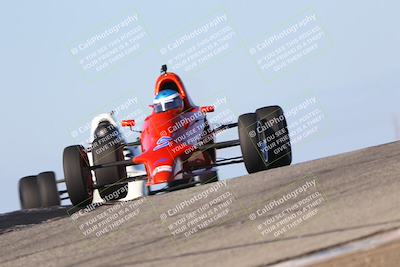 media/Oct-26-2025-CalClub SCCA (Sun) [[8ce1e69566]]/Group 6/Grapevine/